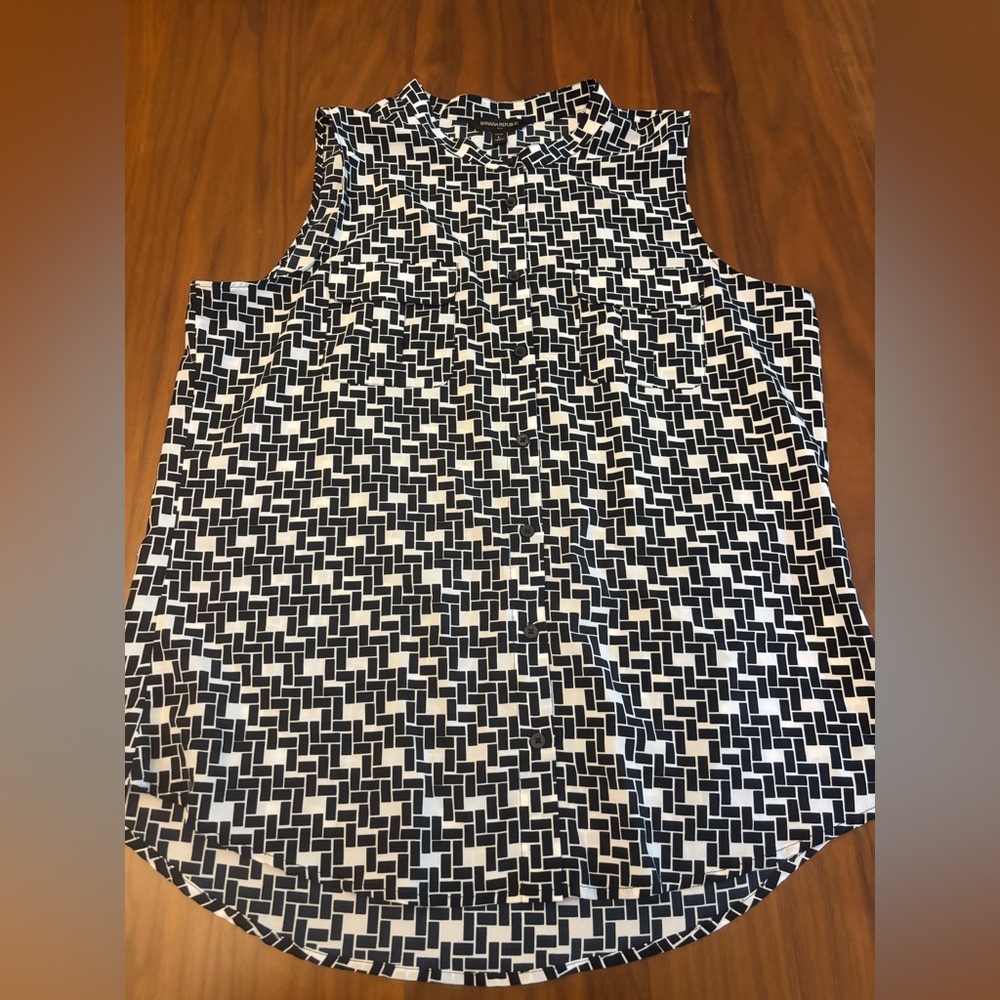 Banana Republic White & Blue Geometric Sleeveless Tank Top Women’s Large Petite